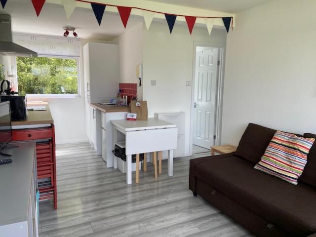 Chalet 56 Sandown Bay Holiday Centre Generous Money Off Ferry Crossing & Special Offer Until End Of June, September And Halloween Deals Now On Extérieur photo
